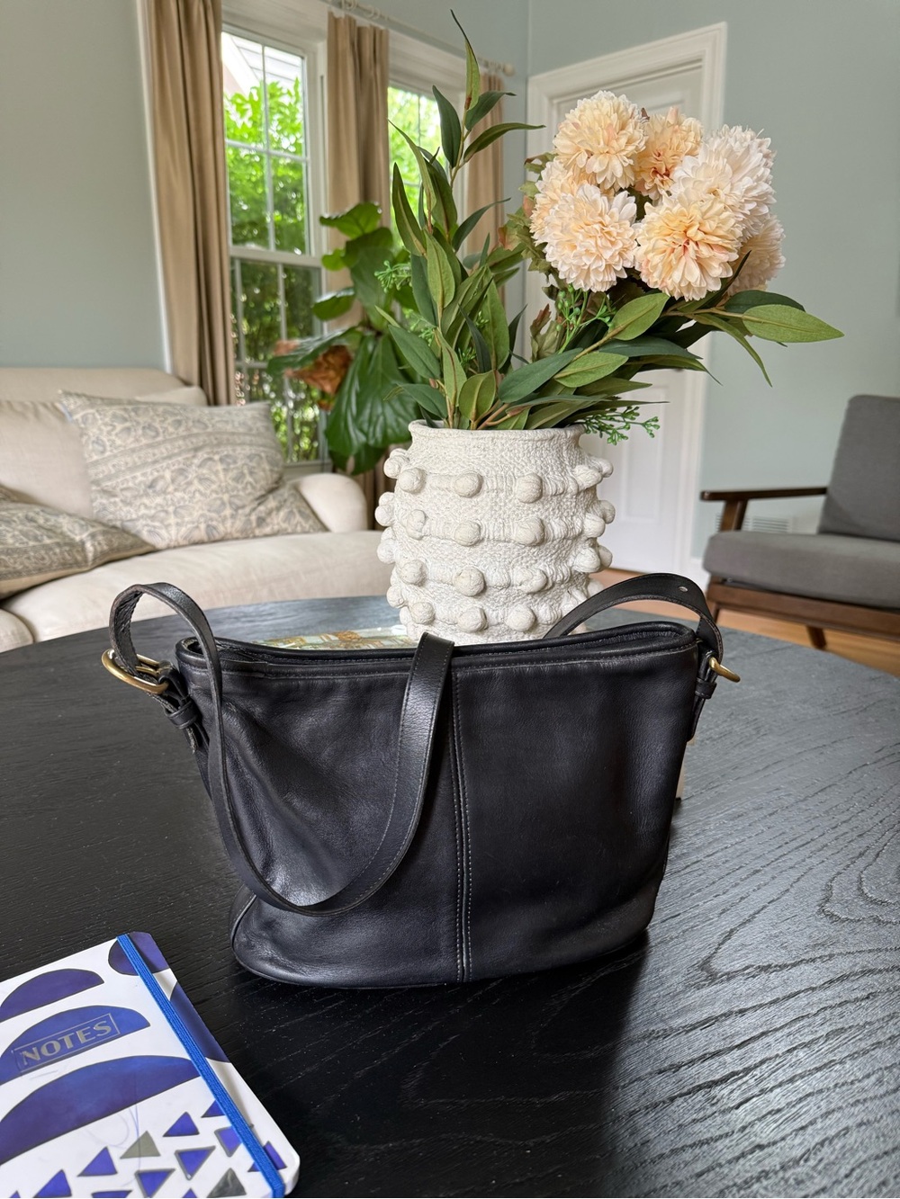 Coach Worth Vintage 1995 Crossbody Bucket Bag Black Leather Brass Hardware